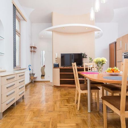 Apartament Avanti クラクフ エクステリア 写真