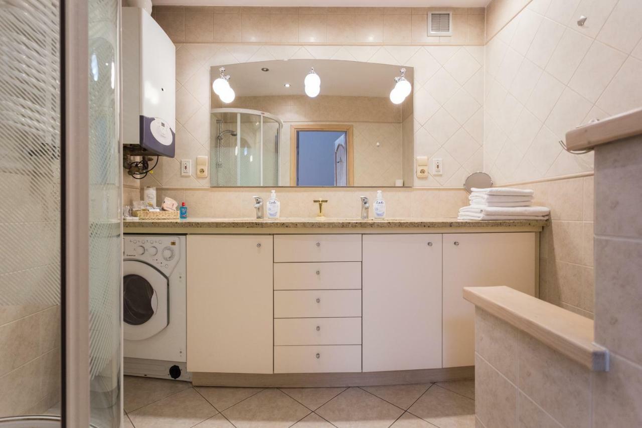 Apartament Avanti クラクフ エクステリア 写真