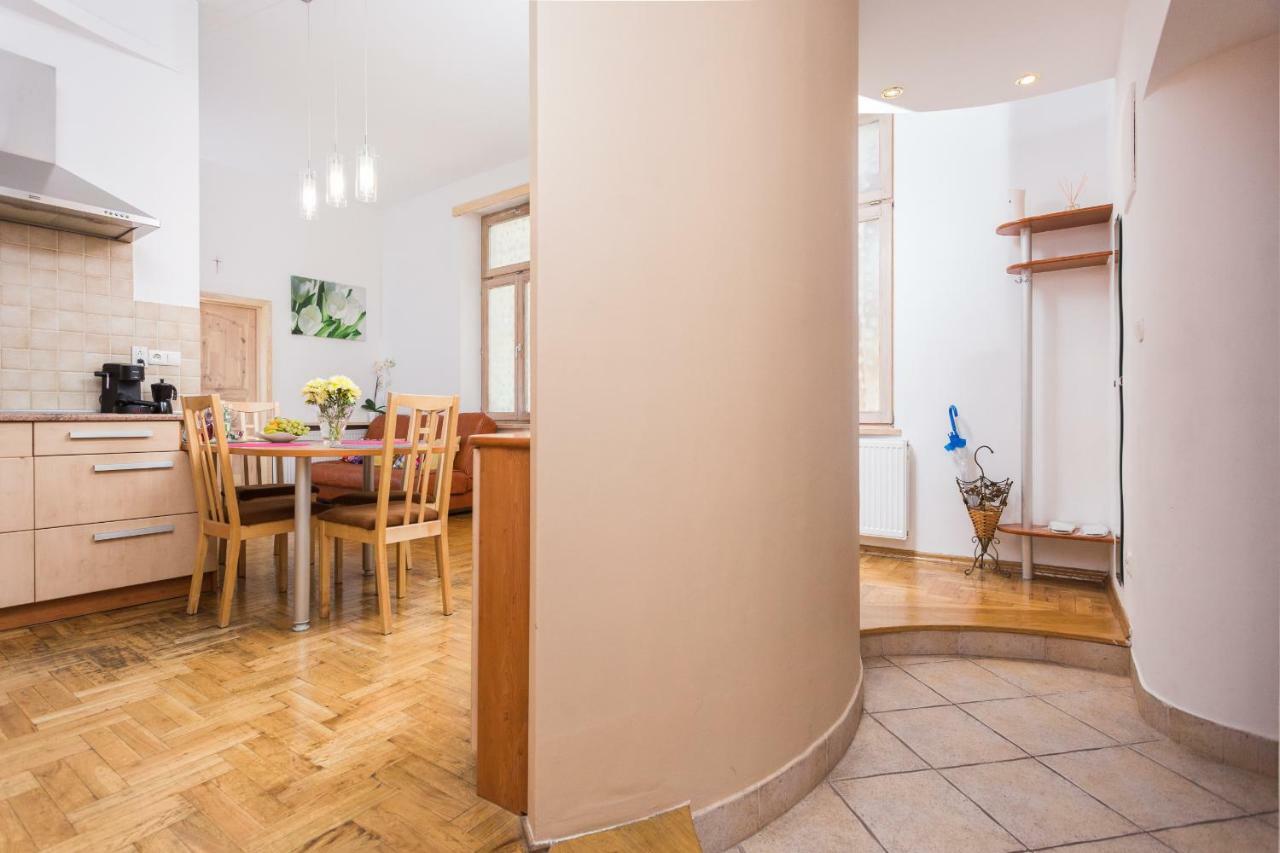 Apartament Avanti クラクフ エクステリア 写真